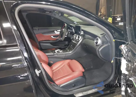 2016 Mercedes-Benz C 300 4Matic/Luxury 4Matic/Sport 4Matic from USA, damaged, VIN 55SWF4KB3GU099213